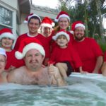 hilarious-family-christmas-photos-cover.jpg